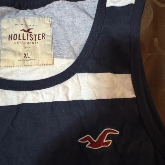 Men’s Hollister Navy and White Striped Tank Top Size XL - Picture 3 of 5